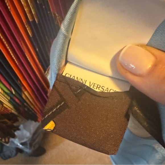 Versace pleated skirt - Sz 36 - Rodeo Spring/Summer Collection - gently used - Picture 12 of 14